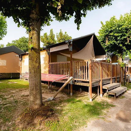 Glamping Terme Catez * ברז'יס